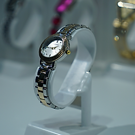 Kadın Kol Saati Gold ve Gümüş Detaylı