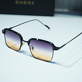 Mor Degrade Camlı Siyah Çerçeveli Güneş Gözlüğü